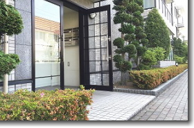 �N�H���e�B�R�[�g��x